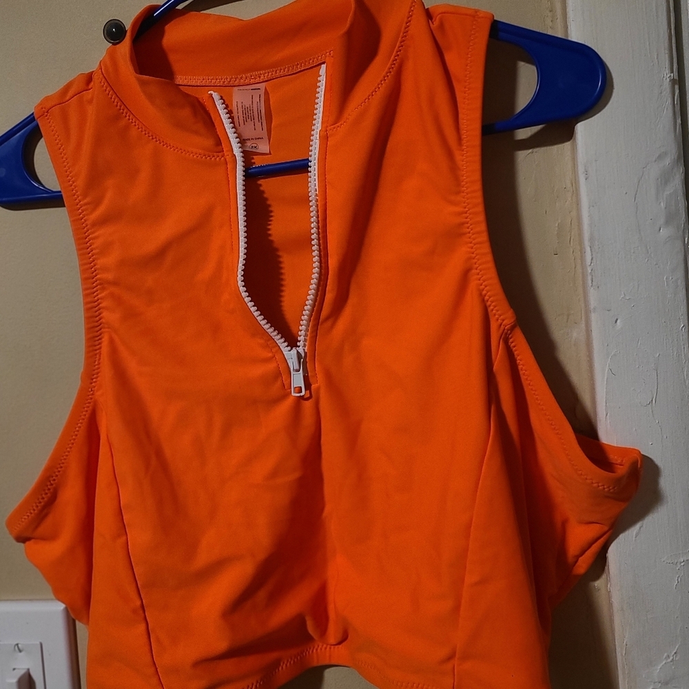 Bathing suit - Picture 3 of 3